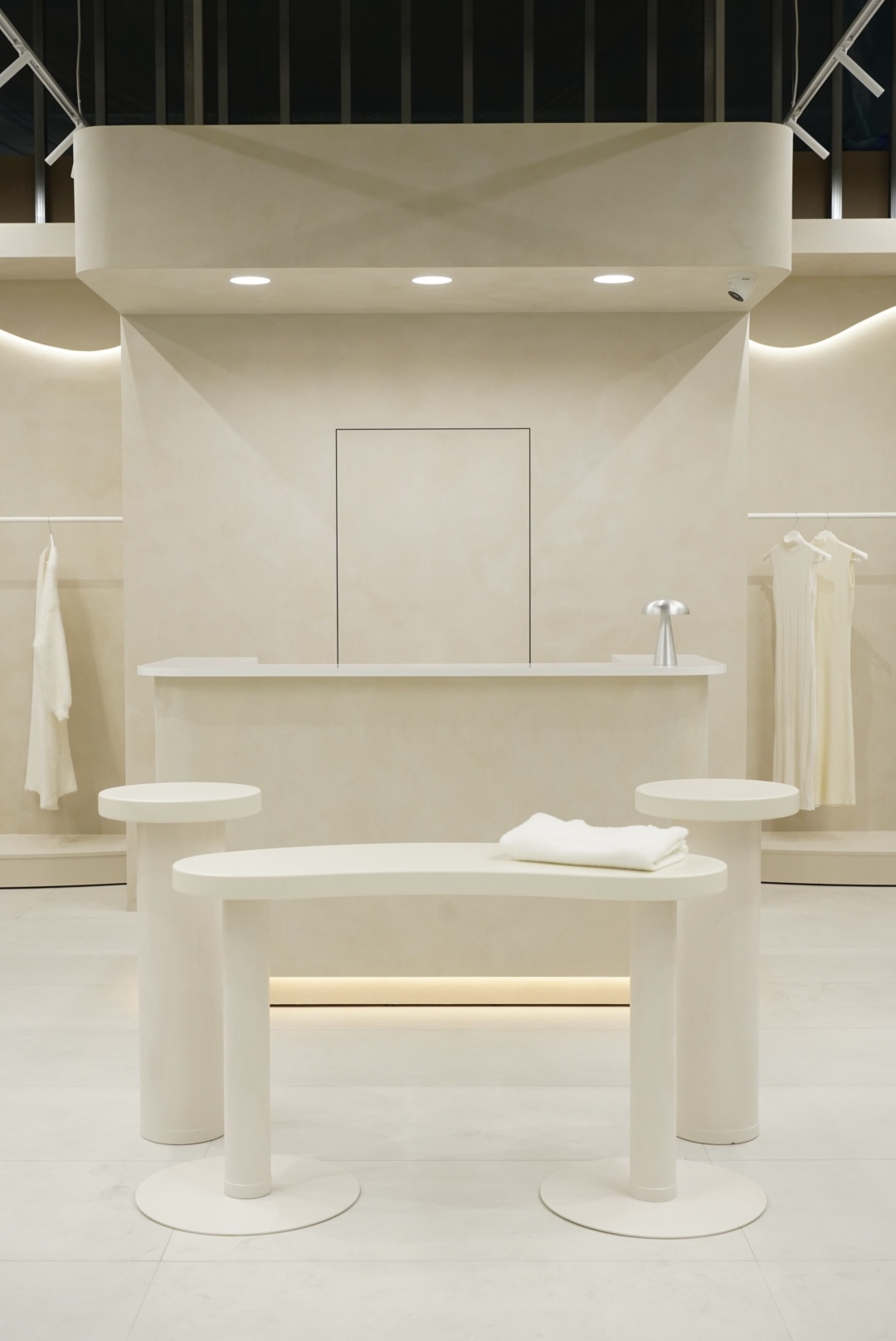 AVIAMALL — 2